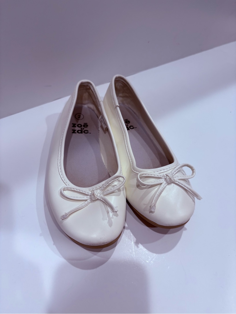 Zoe & Zac white Ballet Flats with Bow girls size 2